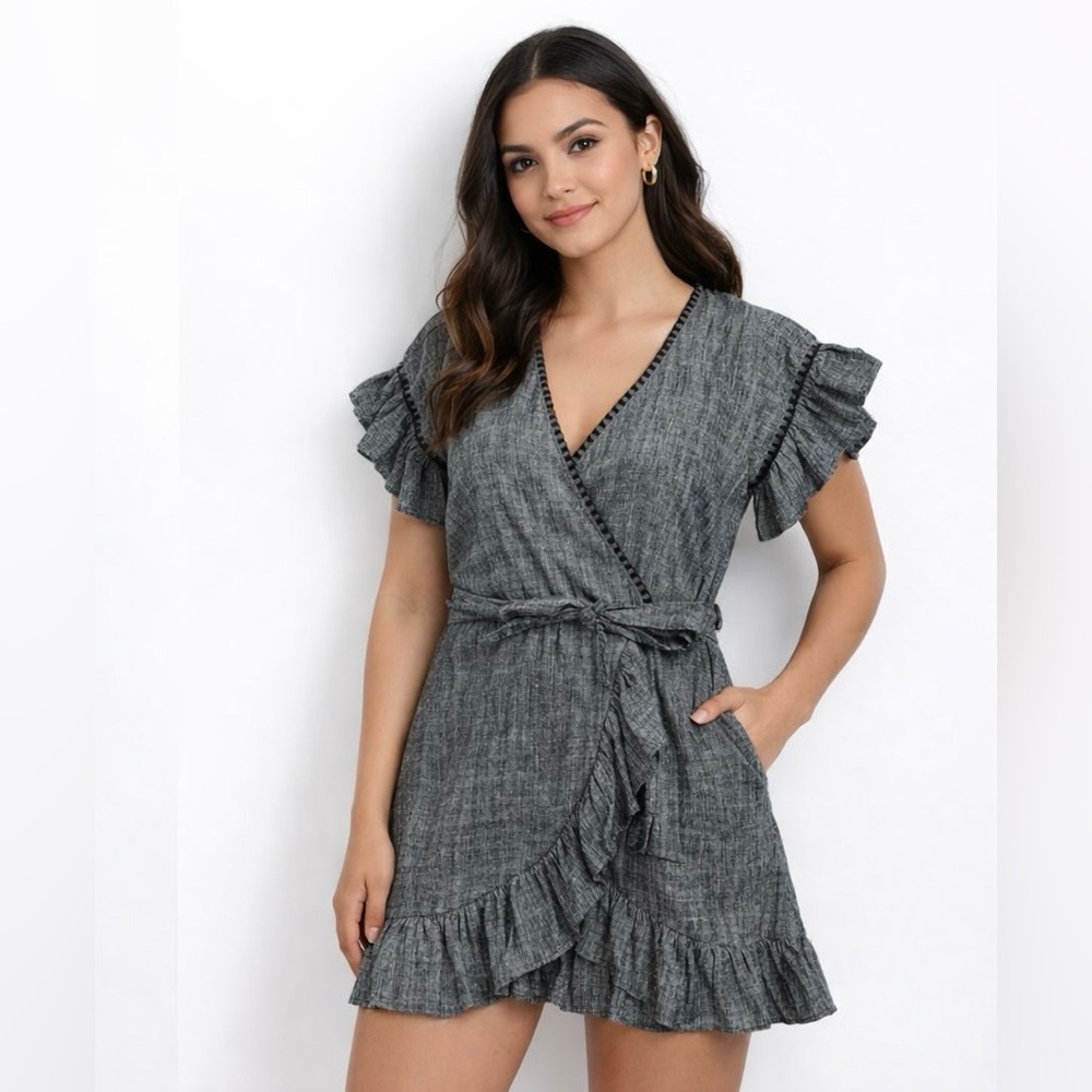 EUC Uncle Frank Size Small Gray Ruffle Sleeve Wrap Side Zipper Dress
